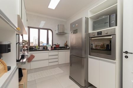 Apartamento à venda com 136m², 3 quartos e 2 vagas Apartamento à venda com 136m², 3 quartos e 2 vagasCozinha