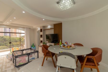Sala de apartamento à venda com 3 quartos, 136m² em Jardim Avelino, São Paulo