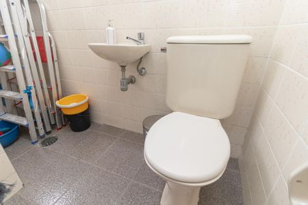 Apartamento à venda com 136m², 3 quartos e 2 vagas Apartamento à venda com 136m², 3 quartos e 2 vagasBanheiro de serviço