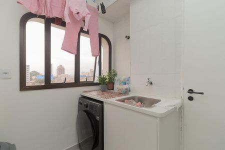 Apartamento à venda com 136m², 3 quartos e 2 vagas Apartamento à venda com 136m², 3 quartos e 2 vagasÁrea de Serviço