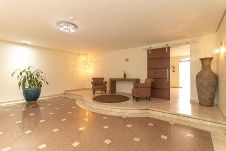 Apartamento à venda com 136m², 3 quartos e 2 vagas Apartamento à venda com 136m², 3 quartos e 2 vagasHall de entrada
