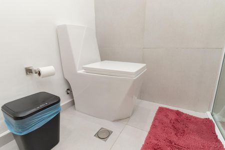 Apartamento à venda com 136m², 3 quartos e 2 vagas Apartamento à venda com 136m², 3 quartos e 2 vagasBanheiro Social