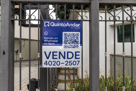 Apartamento à venda com 136m², 3 quartos e 2 vagas Apartamento à venda com 136m², 3 quartos e 2 vagasPlaca instalada