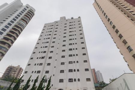 Apartamento à venda com 136m², 3 quartos e 2 vagas Apartamento à venda com 136m², 3 quartos e 2 vagasFachada