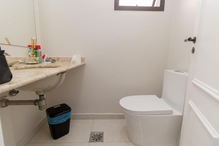 Apartamento à venda com 136m², 3 quartos e 2 vagas Apartamento à venda com 136m², 3 quartos e 2 vagasLavabo