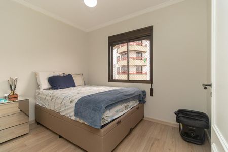 Apartamento à venda com 136m², 3 quartos e 2 vagas Apartamento à venda com 136m², 3 quartos e 2 vagasQuarto 1