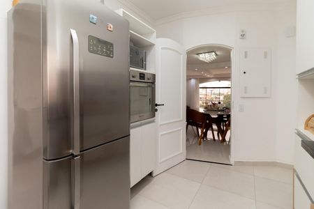 Apartamento à venda com 136m², 3 quartos e 2 vagas Apartamento à venda com 136m², 3 quartos e 2 vagasCozinha