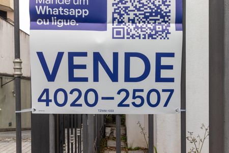 Apartamento à venda com 136m², 3 quartos e 2 vagas Apartamento à venda com 136m², 3 quartos e 2 vagasPlaca instalada