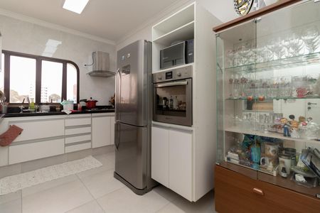 Apartamento à venda com 136m², 3 quartos e 2 vagas Apartamento à venda com 136m², 3 quartos e 2 vagasCozinha