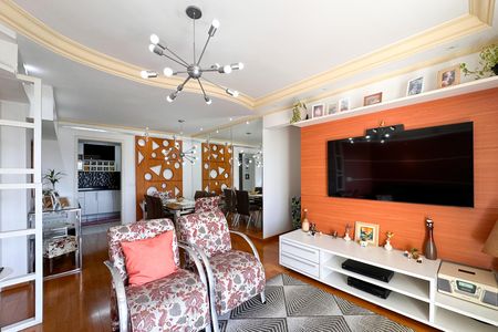 Apartamento à venda com 107m², 3 quartos e 2 vagas Apartamento à venda com 107m², 3 quartos e 2 vagasSala