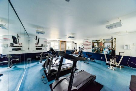 Apartamento à venda com 107m², 3 quartos e 2 vagas Apartamento à venda com 107m², 3 quartos e 2 vagasÁrea comum - Academia