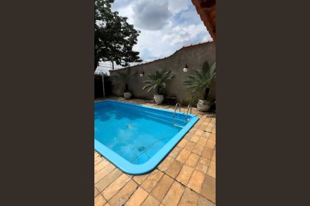Casa à venda com 360m², 3 quartos e 8 vagasÁrea externa