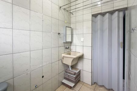 Apartamento para alugar com 45m², 2 quartos e sem vaga Apartamento para alugar com 45m², 2 quartos e sem vagaBanheiro