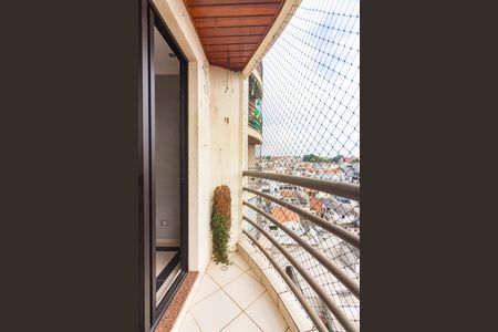 Varanda da Sala de apartamento para alugar com 3 quartos, 70m² em Km 18, Osasco
