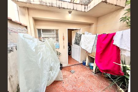Quintal / Àrea de Serviço de casa à venda com 2 quartos, 128m² em Jardim S Kemel, São Paulo