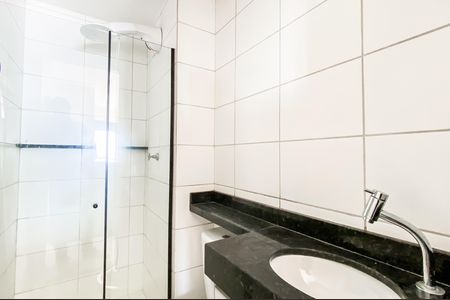 Apartamento à venda com 45m², 2 quartos e 1 vaga Apartamento à venda com 45m², 2 quartos e 1 vagaBanheiro