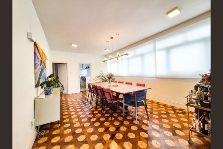 Apartamento para alugar com 180m², 4 quartos e 2 vagas Apartamento para alugar com 180m², 4 quartos e 2 vagasSala de Jantar