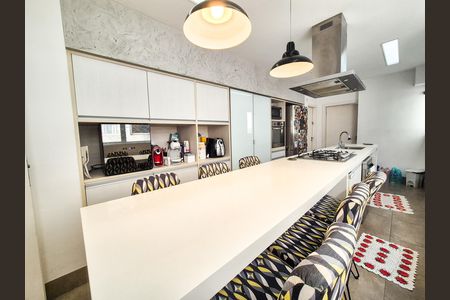 Apartamento para alugar com 180m², 4 quartos e 2 vagas Apartamento para alugar com 180m², 4 quartos e 2 vagasCozinha