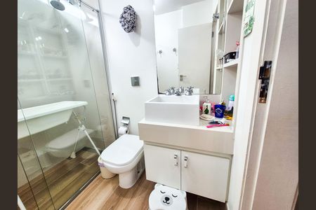 Apartamento para alugar com 180m², 4 quartos e 2 vagas Apartamento para alugar com 180m², 4 quartos e 2 vagasBanheiro da Suíte 2
