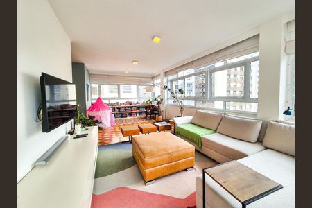 Apartamento para alugar com 180m², 4 quartos e 2 vagas Apartamento para alugar com 180m², 4 quartos e 2 vagasSala