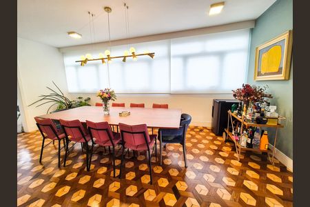 Apartamento para alugar com 180m², 4 quartos e 2 vagas Apartamento para alugar com 180m², 4 quartos e 2 vagasSala de Jantar