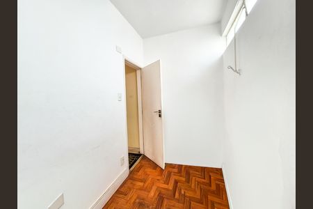 Apartamento para alugar com 180m², 4 quartos e 2 vagas Apartamento para alugar com 180m², 4 quartos e 2 vagasQuarto de Serviço