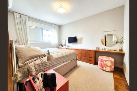 Apartamento para alugar com 180m², 4 quartos e 2 vagas Apartamento para alugar com 180m², 4 quartos e 2 vagasSuíte 1