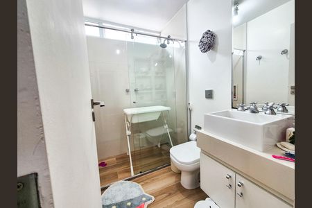 Apartamento para alugar com 180m², 4 quartos e 2 vagas Apartamento para alugar com 180m², 4 quartos e 2 vagasBanheiro da Suíte 2