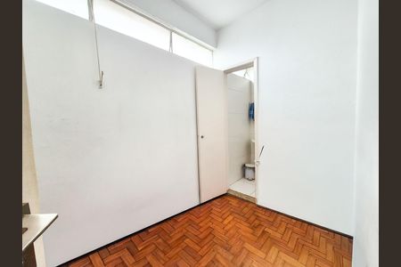 Apartamento para alugar com 180m², 4 quartos e 2 vagas Apartamento para alugar com 180m², 4 quartos e 2 vagasQuarto de Serviço