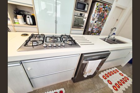 Apartamento para alugar com 180m², 4 quartos e 2 vagas Apartamento para alugar com 180m², 4 quartos e 2 vagasCozinha