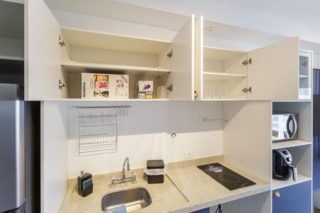 Studio à venda com 27m², 1 quarto e 1 vaga Studio à venda com 27m², 1 quarto e 1 vagaCozinha