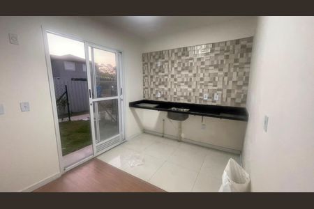 Casa de condomínio para alugar com 60m², 2 quartos e 1 vaga Casa de condomínio para alugar com 60m², 2 quartos e 1 vagaCozinha