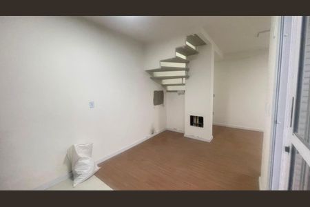 Casa de condomínio para alugar com 60m², 2 quartos e 1 vaga Casa de condomínio para alugar com 60m², 2 quartos e 1 vagaSala