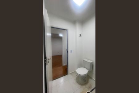 Casa de condomínio para alugar com 60m², 2 quartos e 1 vaga Casa de condomínio para alugar com 60m², 2 quartos e 1 vagaBanheiro
