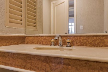 Apartamento para alugar com 261m², 2 quartos e 1 vagaLavabo