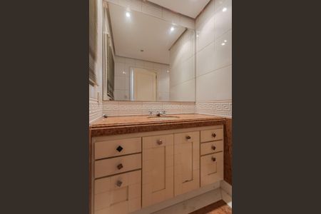 Apartamento para alugar com 261m², 2 quartos e 1 vagaBanheiro da Suíte 2