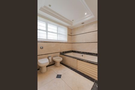 Apartamento para alugar com 261m², 2 quartos e 1 vagaBanheiro da Suíte 1