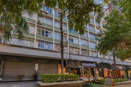 Apartamento para alugar com 261m², 2 quartos e 1 vagaFachada