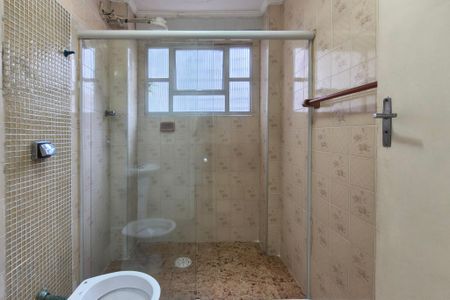 Banheiro  de apartamento para alugar com 1 quarto, 60m² em Aviação, Praia Grande