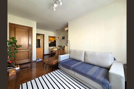 Sala de apartamento para alugar com 3 quartos, 80m² em Indianópolis, São Paulo