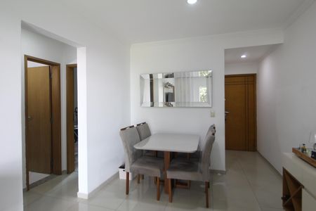 Apartamento à venda com 66m², 2 quartos e 1 vagaSala