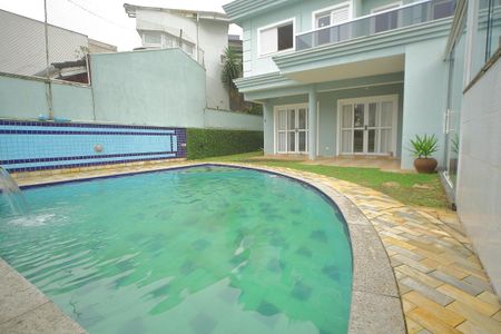 Casa de condomínio para alugar com 420m², 4 quartos e 6 vagasPiscina 