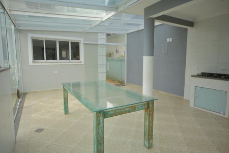Casa de condomínio para alugar com 420m², 4 quartos e 6 vagasÁrea gourmet 
