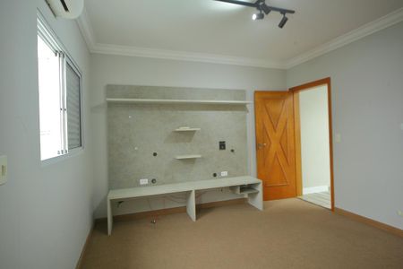 Casa de condomínio para alugar com 420m², 4 quartos e 6 vagasSuíte 4 