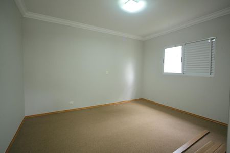 Casa de condomínio para alugar com 420m², 4 quartos e 6 vagasSuíte 2