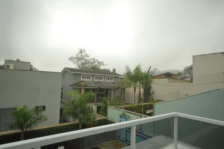 Casa de condomínio para alugar com 420m², 4 quartos e 6 vagasVaranda  Suíte 3 e 4 