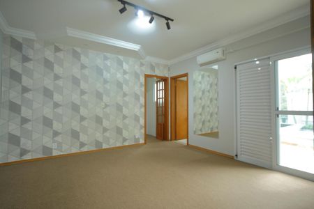 Casa de condomínio para alugar com 420m², 4 quartos e 6 vagasSuíte 3