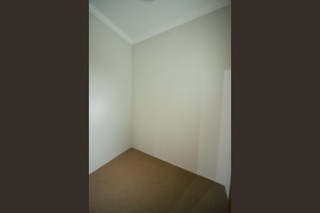 Casa de condomínio para alugar com 420m², 4 quartos e 6 vagascloset Suíte 3 ( espaço) 