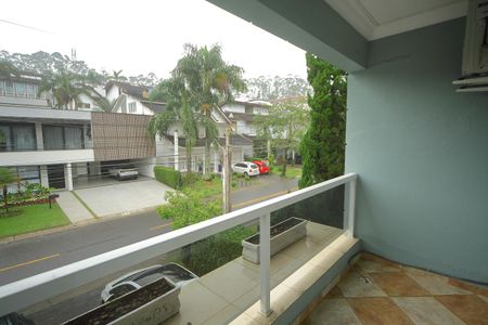 Casa de condomínio para alugar com 420m², 4 quartos e 6 vagasVaranda Suíte 1 