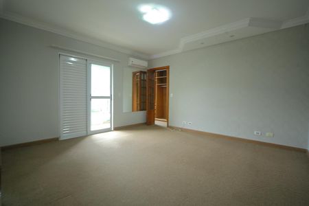 Casa de condomínio para alugar com 420m², 4 quartos e 6 vagasSuíte 1 